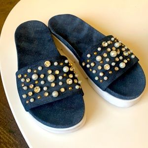 Denim Crystal and Pearl slides size 10M